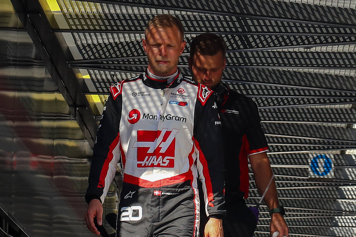 Magnussen komt met schrik vrij en krijgt geen schorsing na crash in Monaco
