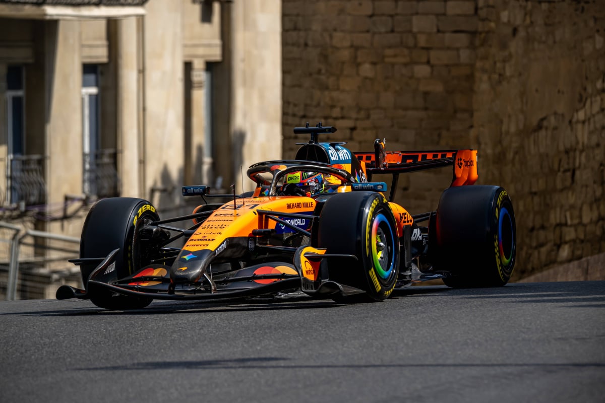 Piastri during FP3 in Baku