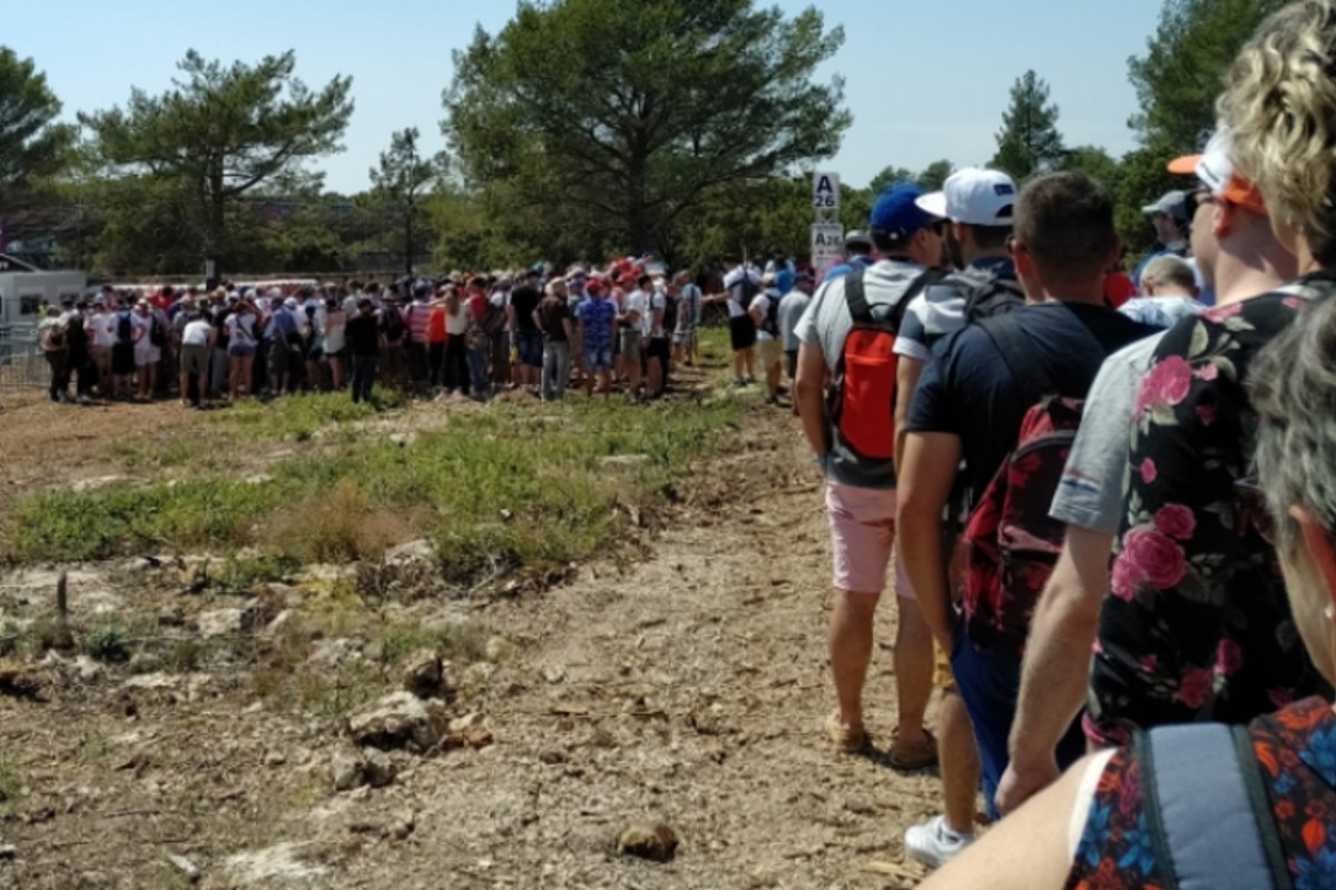 F1 fans fume at French GP 'chaos'