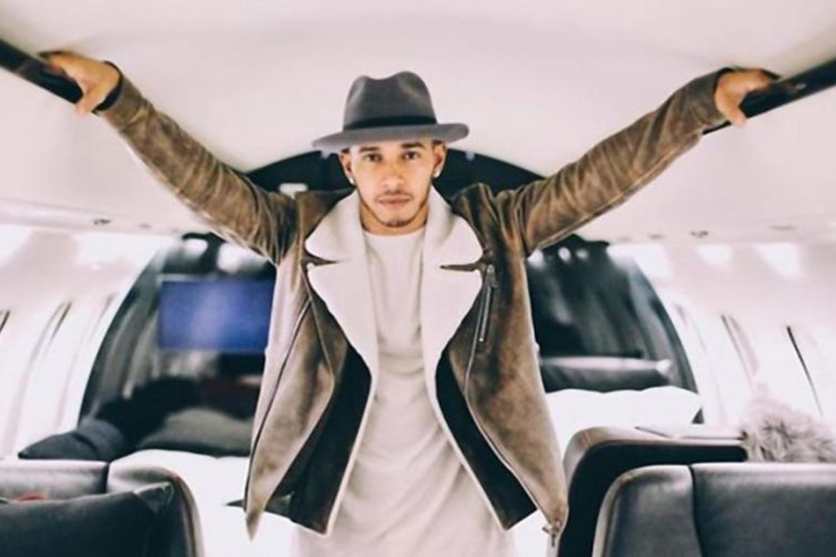 Lewis has a 'no poo' rule on his private jet, claims model