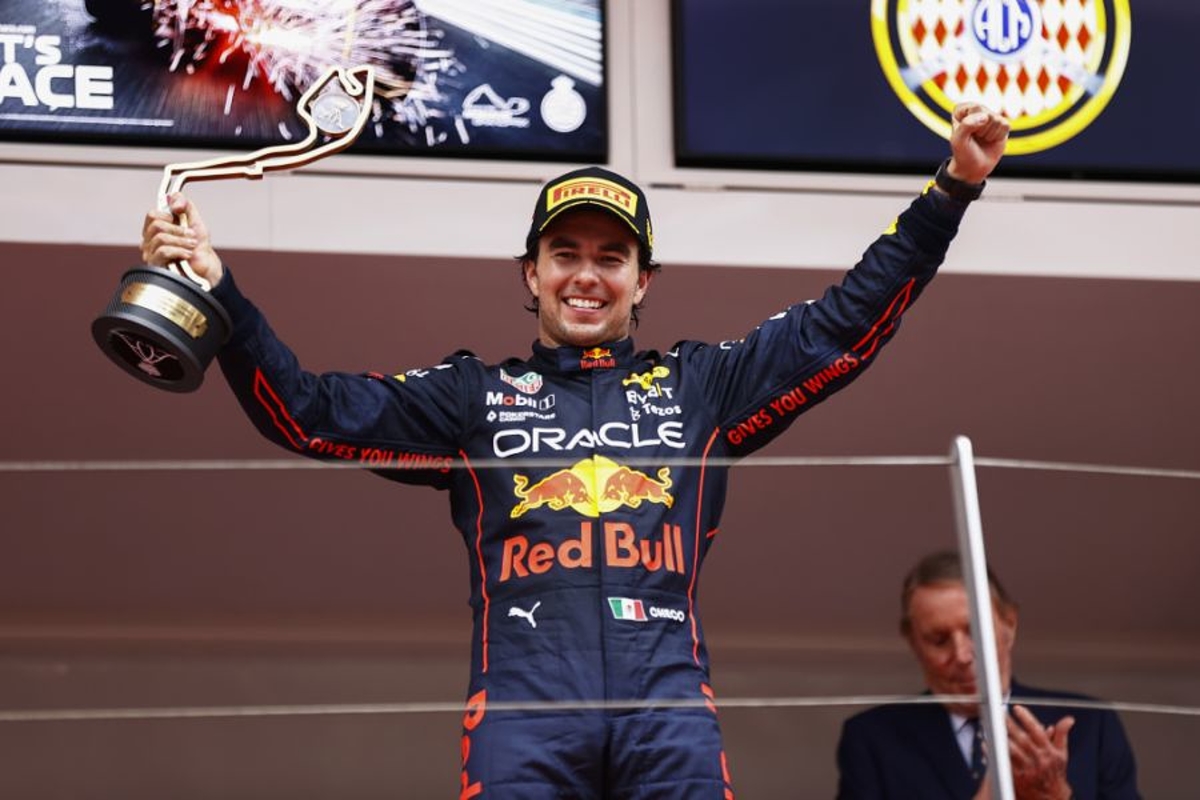 Checo Pérez: Estoy más contento con mi Red Bull que en 2021