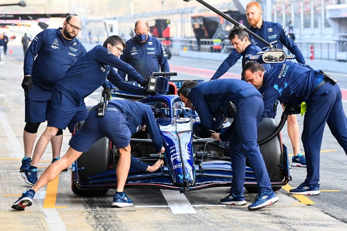 Albon, Williams, Testing