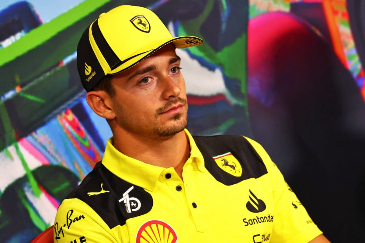 Charles Leclerc: Lewis Hamilton tiene muchas agallas para usar looks atrevidos