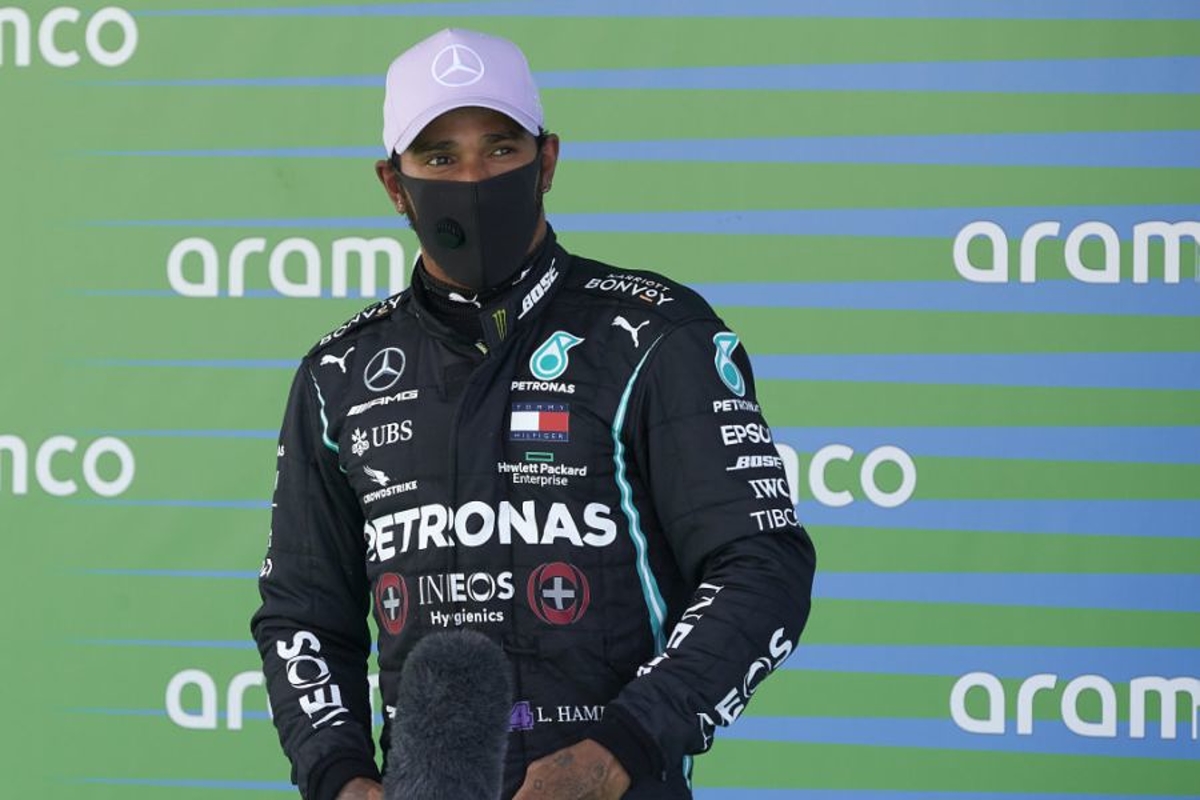 Hamilton pakt poleposition op Spa: "Ik wilde perfect rijden voor Boseman"