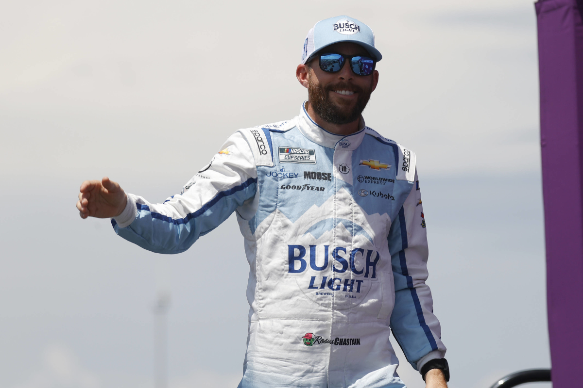 NASCAR Kansas Results: Busch suffers HEARTBREAK as SHOCK star steals the playoff show