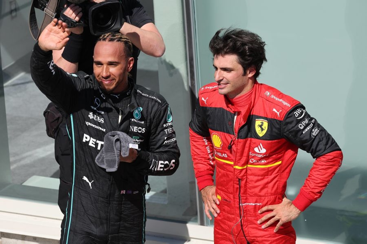 Sainz gives PERFECT response after being mocked by Hamilton