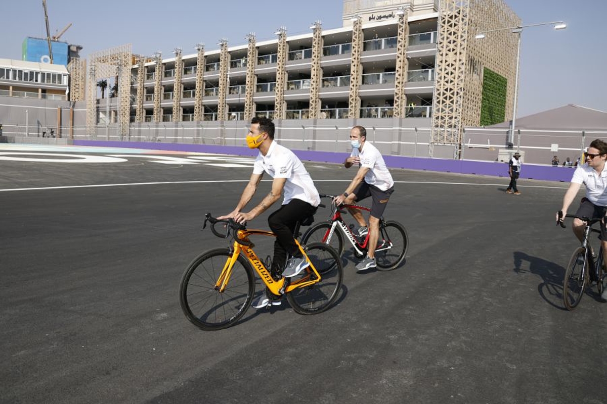 Ricciardo draws Jeddah Macau comparison