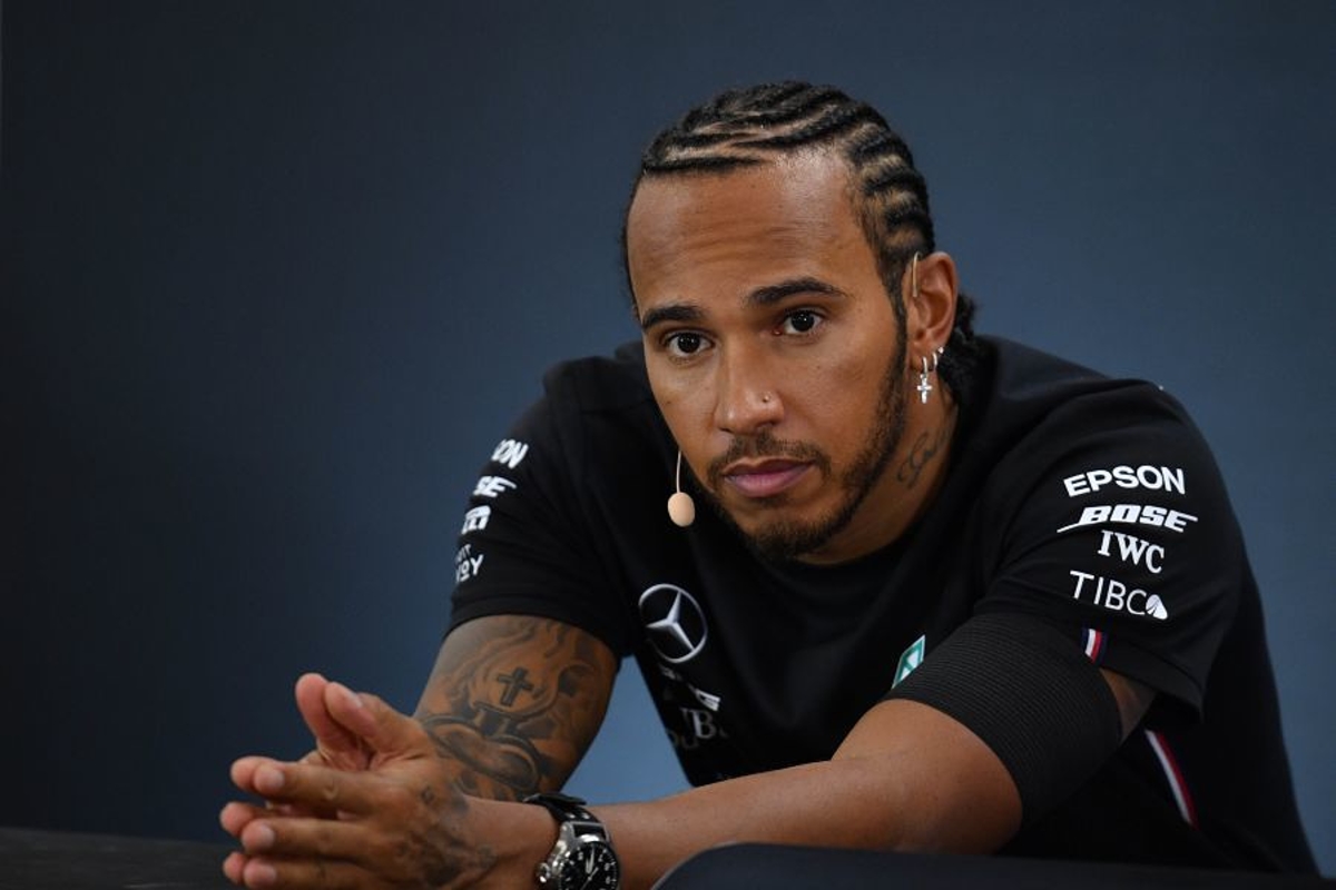 Hamilton reacts to Ferrari interest