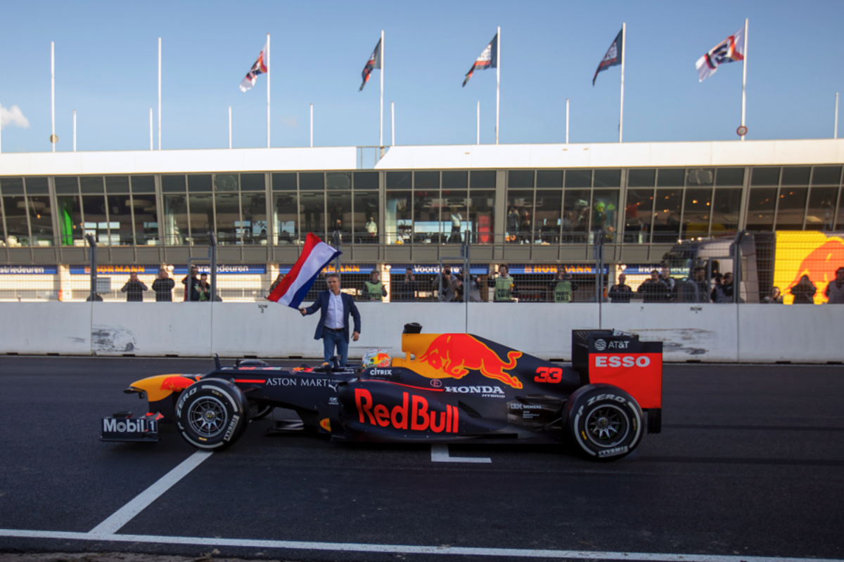 Verstappen spreekt waardering uit over harde werk Circuit Zandvoort