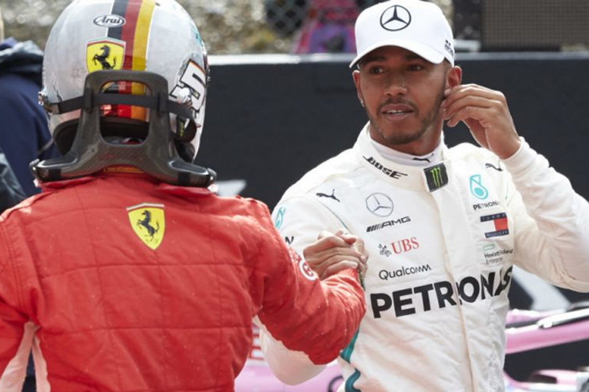 Hamilton neemt het op voor Vettel: 'Toon eens wat meer respect'