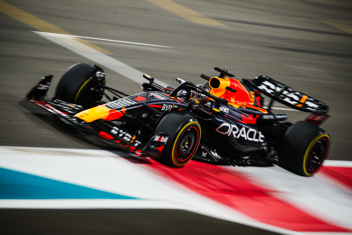 Verstappen heeft "geen flauw idee" hoe goed RB19 gaat zijn in Abu Dhabi