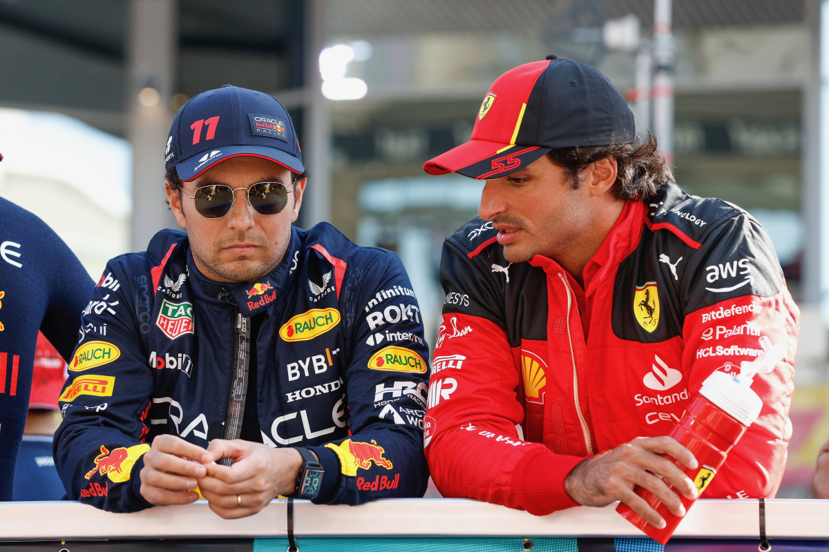 Sainz 'visits' rival F1 team as new 2025 grid spot comes to light
