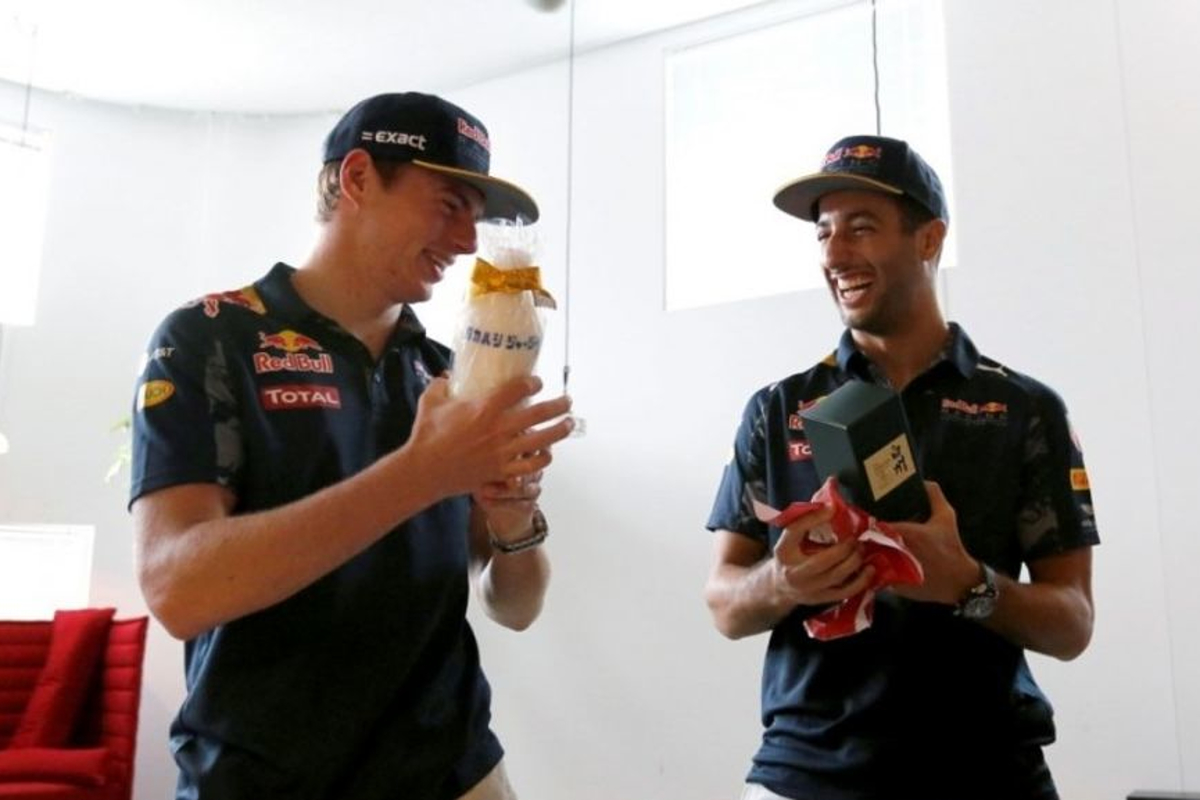 Verstappen nam twee flesjes Heineken mee naar gesprek met Ricciardo