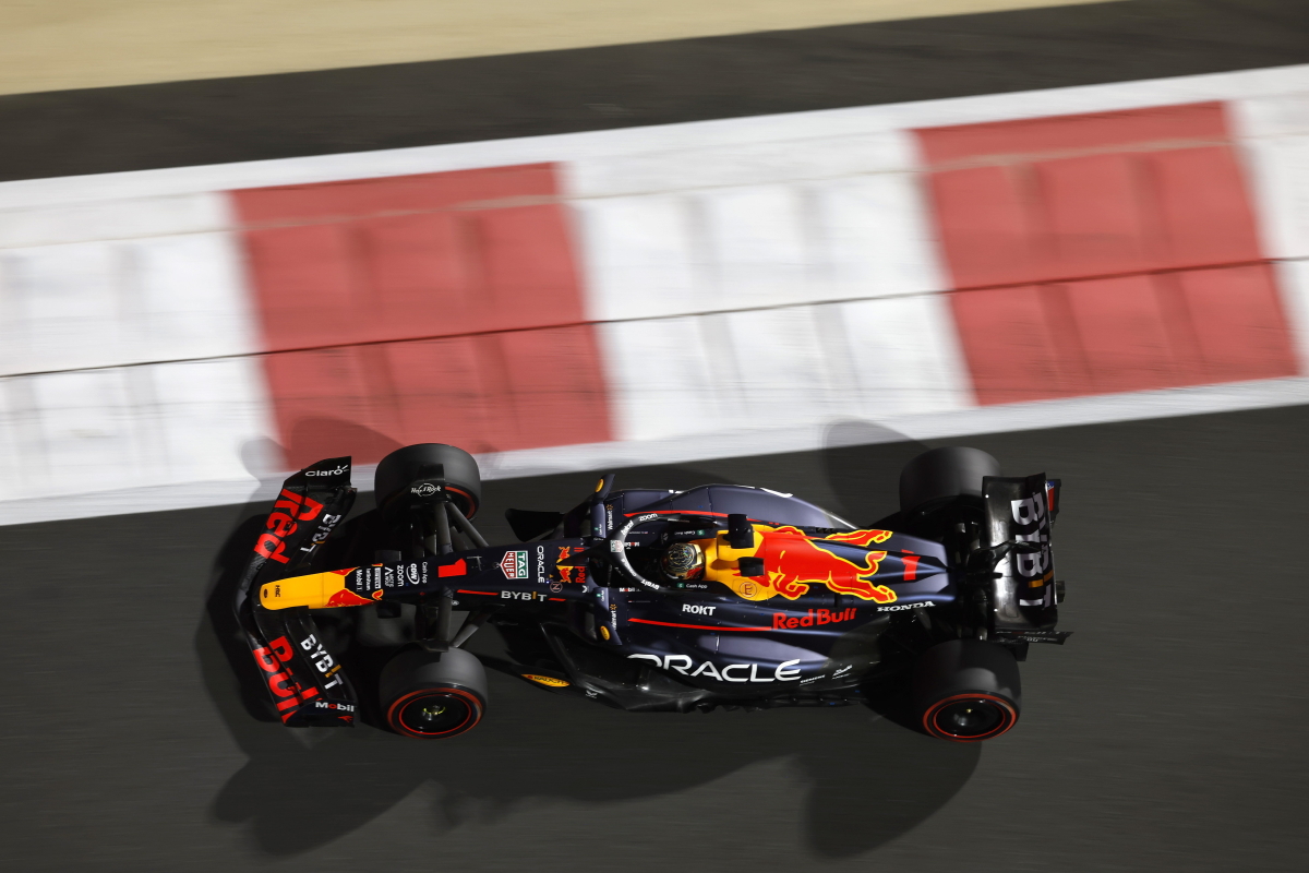 ¿Por qué Verstappen conduce con el número 1 en su coche?