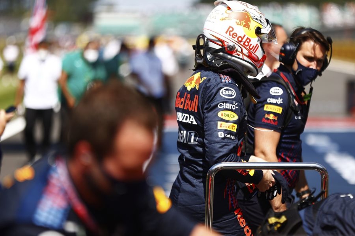 Grand Prix Groot-Brittannië: Hamilton pakt zege na veroorzaken crash Verstappen