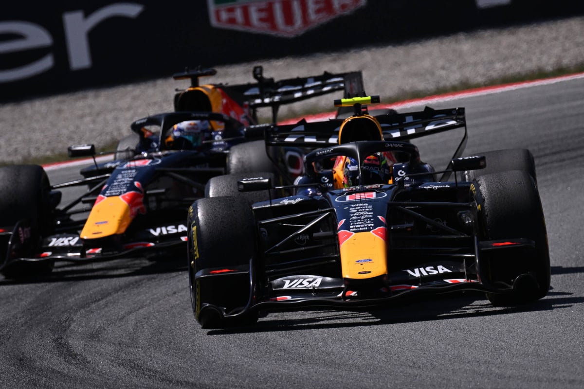 Mekies reageert op situatie Hadjar en Verstappen in Bakoe