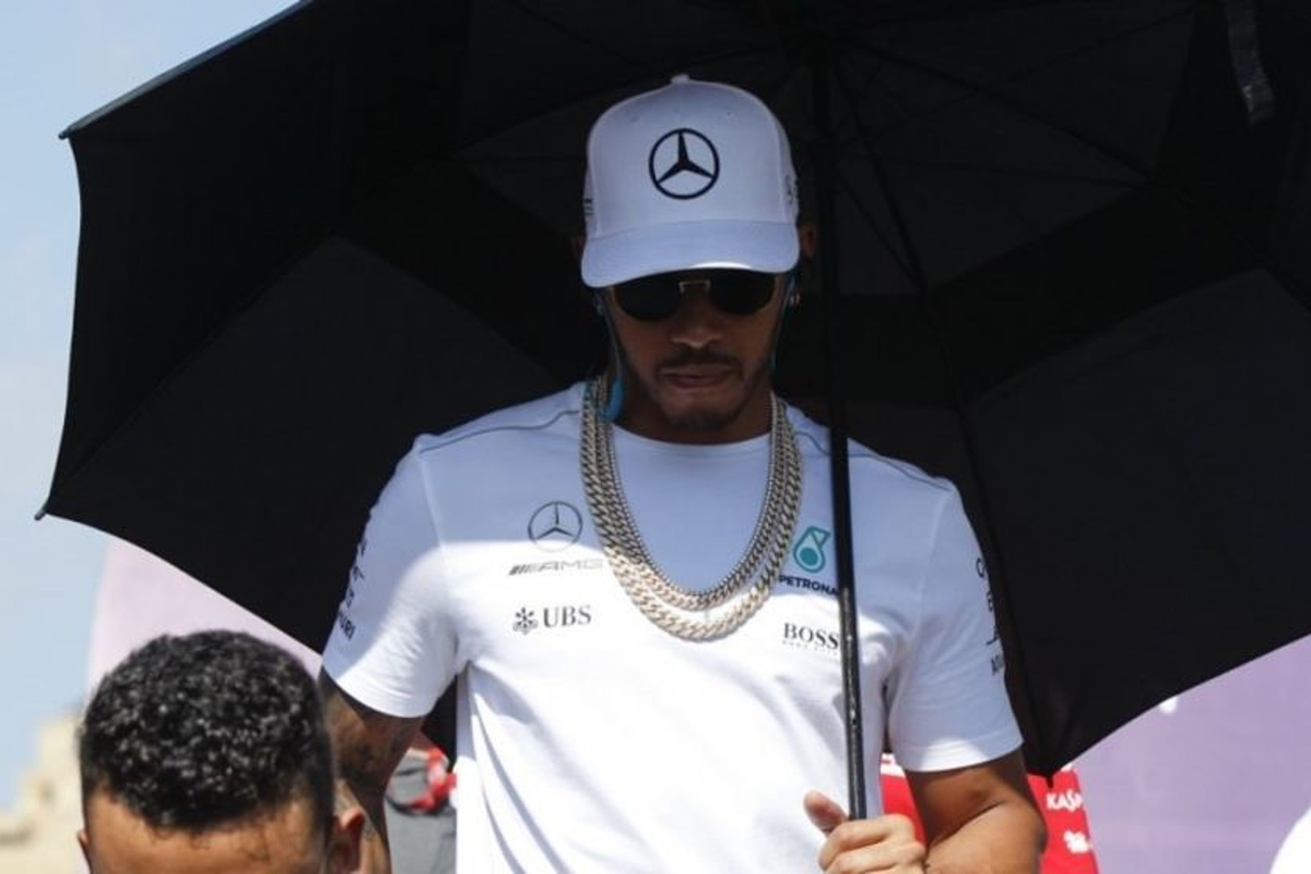 Hamilton woedend op Vettel en weigert gesprek: "Hij heeft zichzelf te schande gemaakt"