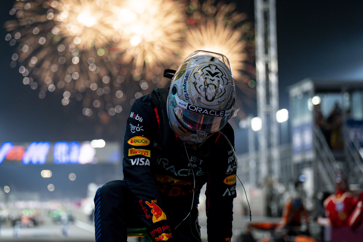 Red Bull Racing doet officiële teamkleding voor 2025 uit de doeken