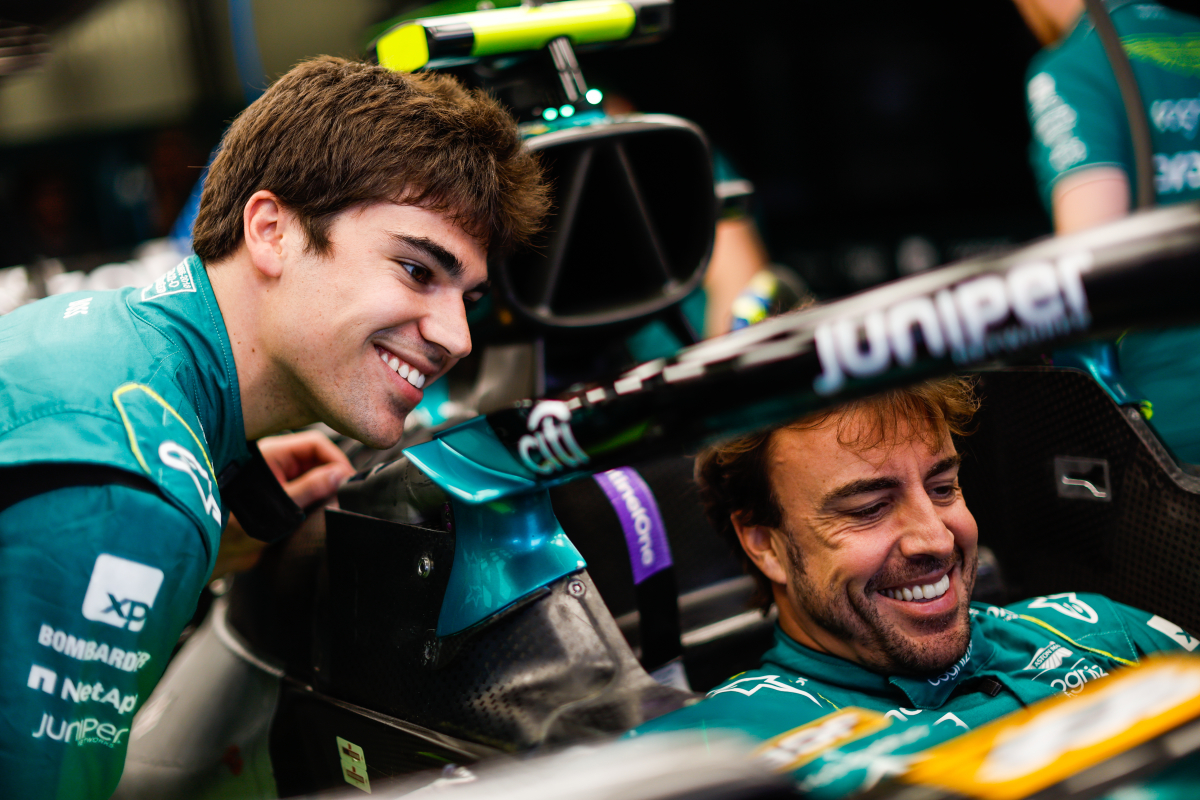 Alonso: "En la curva 11 tenemos esta gran pantalla que vemos en cada vuelta cuando pasamos por allí"