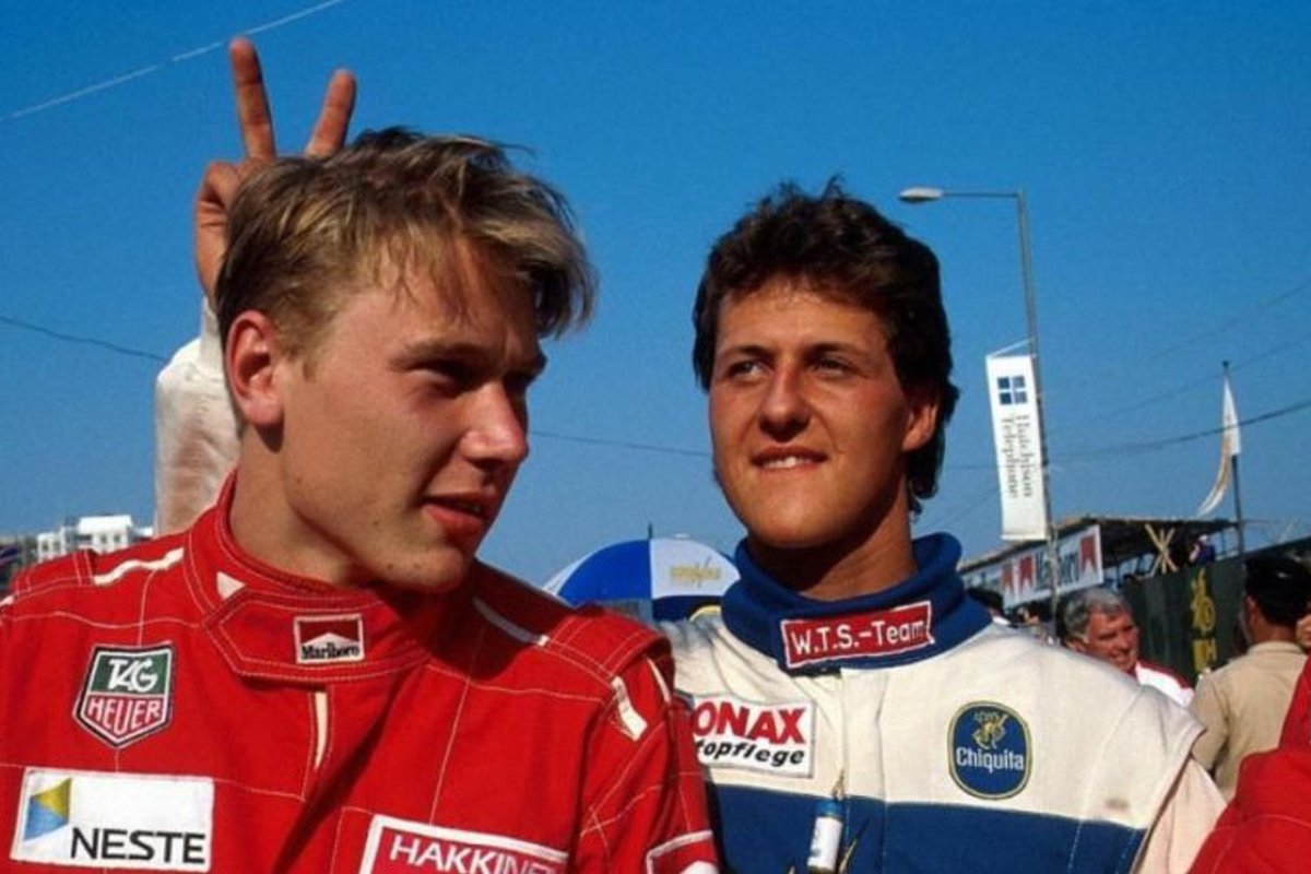 VIDEO: Hakkinen v Schumacher, 2000 Belgian GP