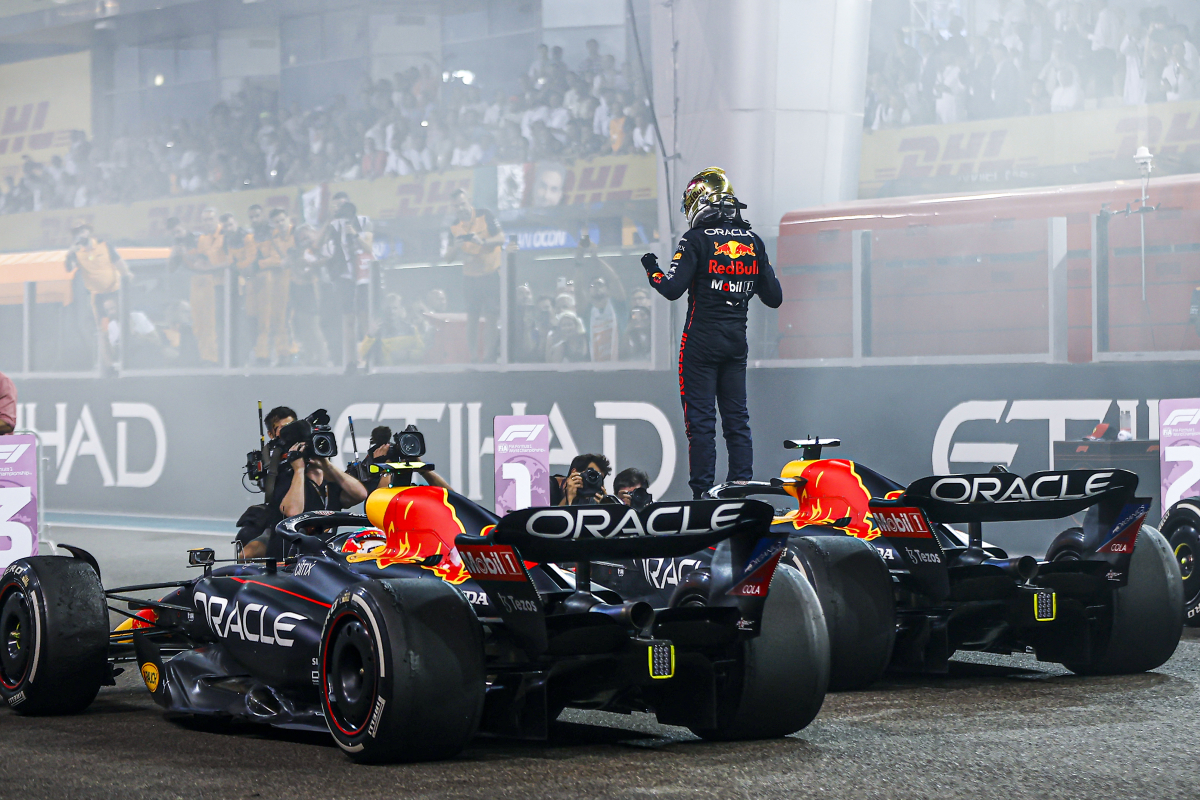 Red Bull onthult 'gespannen sfeer' bij Mercedes, Verstappen liet privéjet ombouwen | GPFans Recap