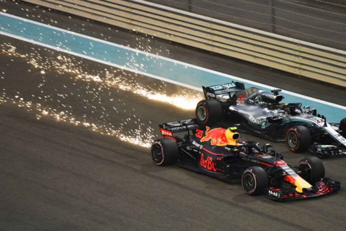 Webber: 'Mercedes favoriet, maar Red Bull zal er vol voor gaan'