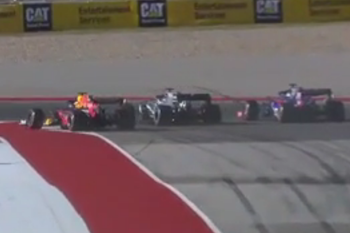 VIDEO: Verstappen accuses Hamilton of disrespect after quali scare