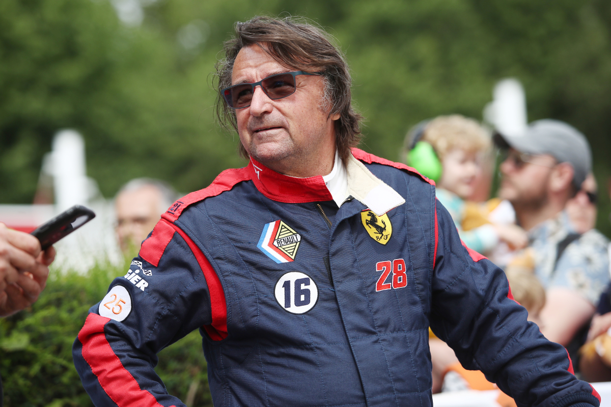 Arnoux vindt fouten Ferrari onvergeeflijk: "Had Binotto jaren geleden al ontslagen"