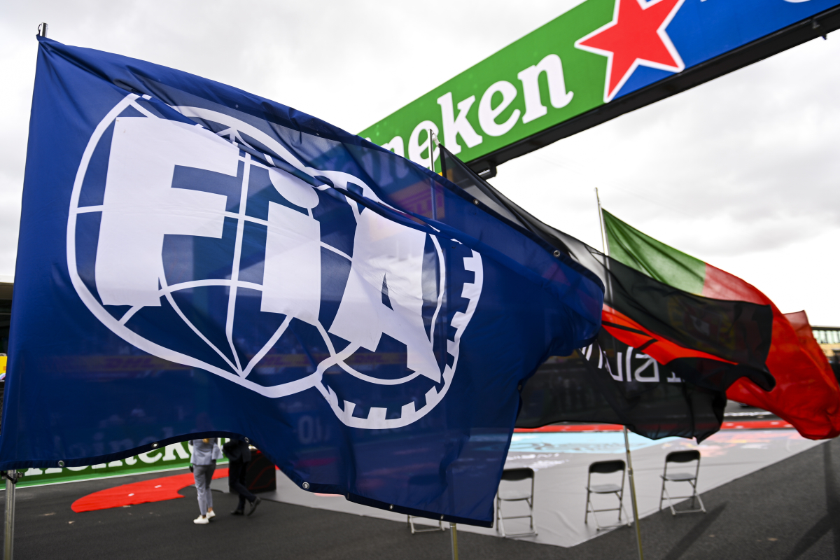 Brown uit zorgen over Red Bull en AlphaTauri, FIA onthult starttijden races 2024 | GPFans Recap