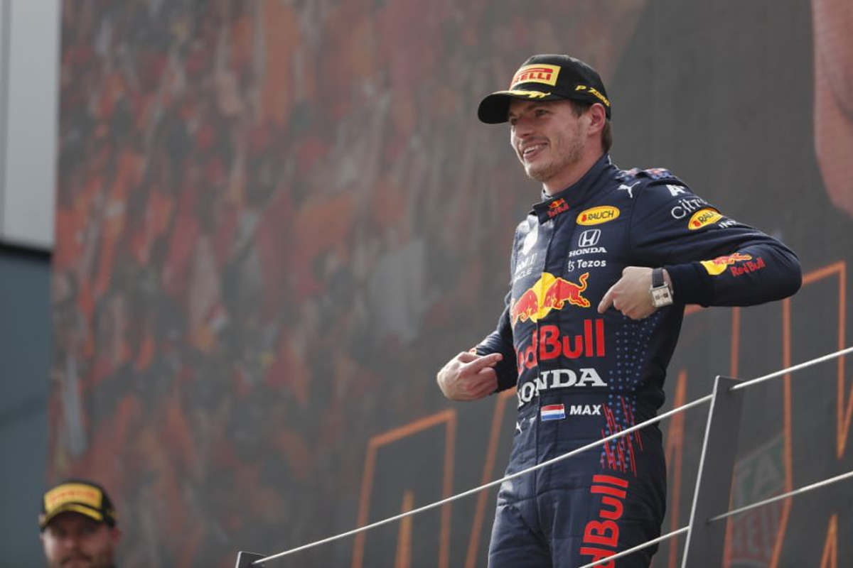 Red Bull haalt grap uit met Verstappen: "Michael Schumacher was een Nederlander toch?"