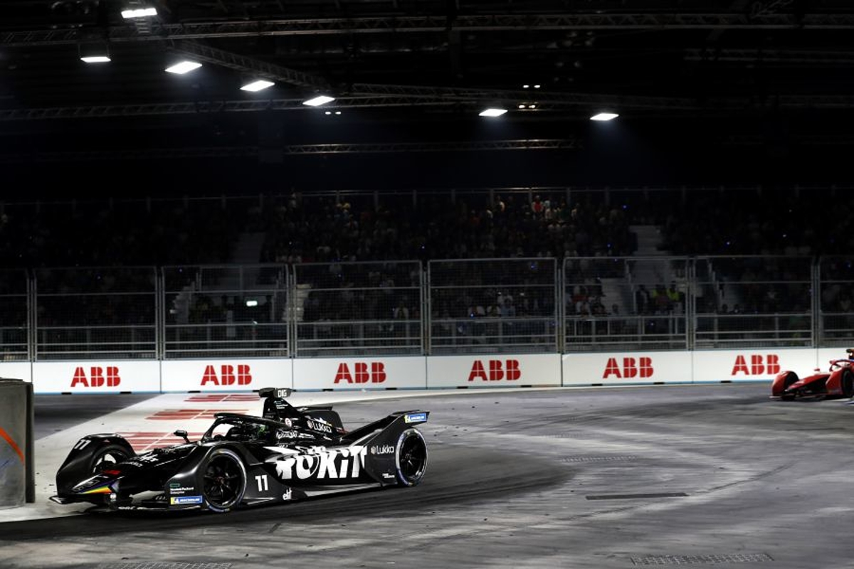 Formule E: Di Grassi pakt overtuigende overwinning, De Vries naar het podium