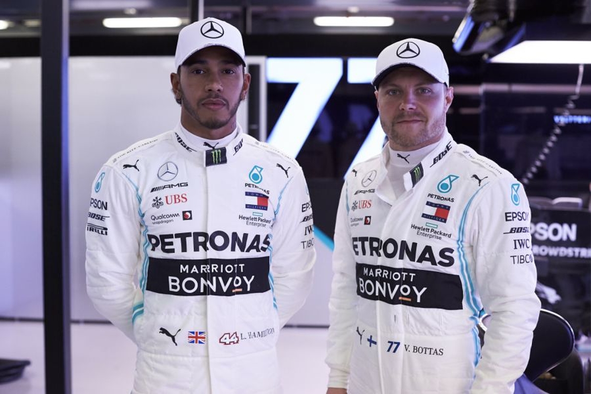 Hamilton backs Bottas for long-term Mercedes seat