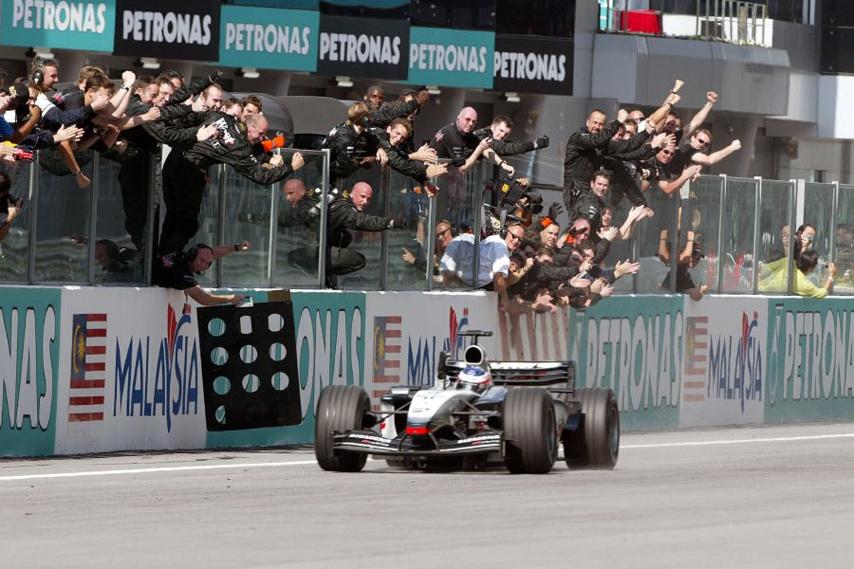 Op deze dag: Räikkönen wint eerste Grand Prix, Alonso voor het eerst op podium