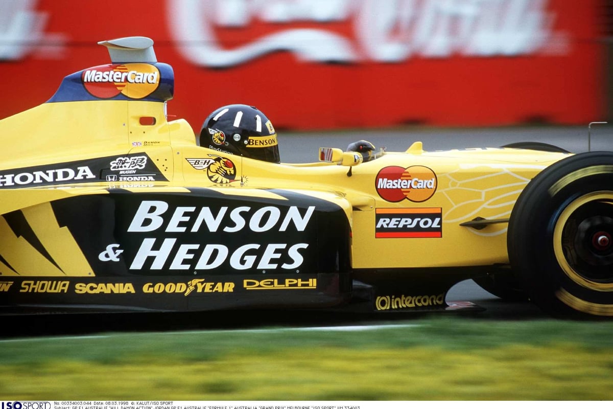 Damon Hill drives the Jordan 198 at the 1998 Australian Grand Prix