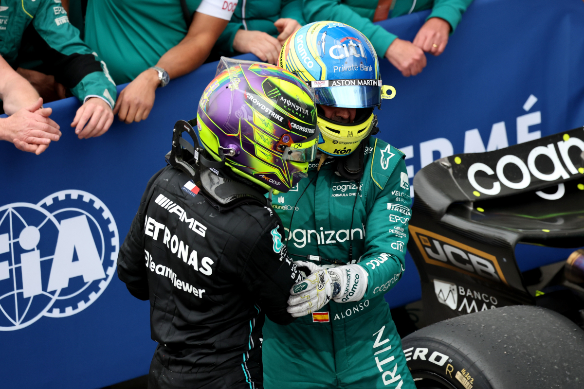 Alonso en Hamilton oneens over Formule 1-auto's: te groot of te zwaar?
