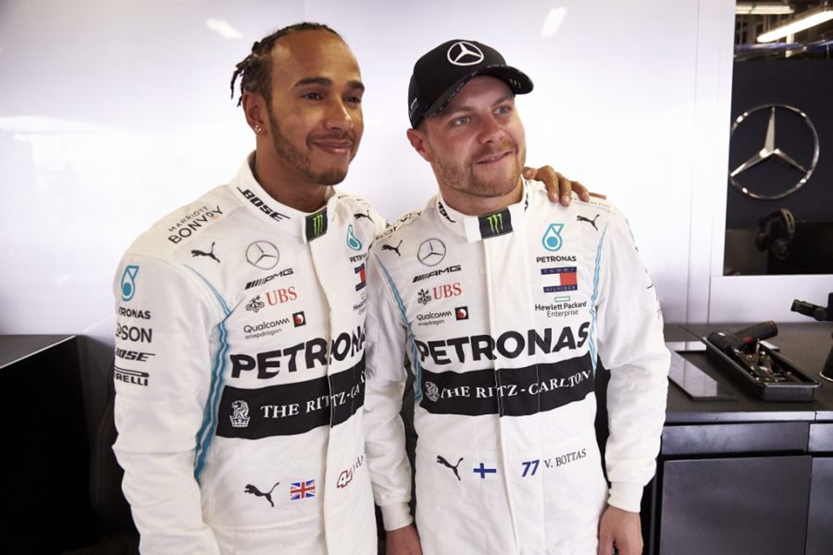 Surer: "Hamilton blijft bij Mercedes en zal zich inzetten om Bottas te behouden"