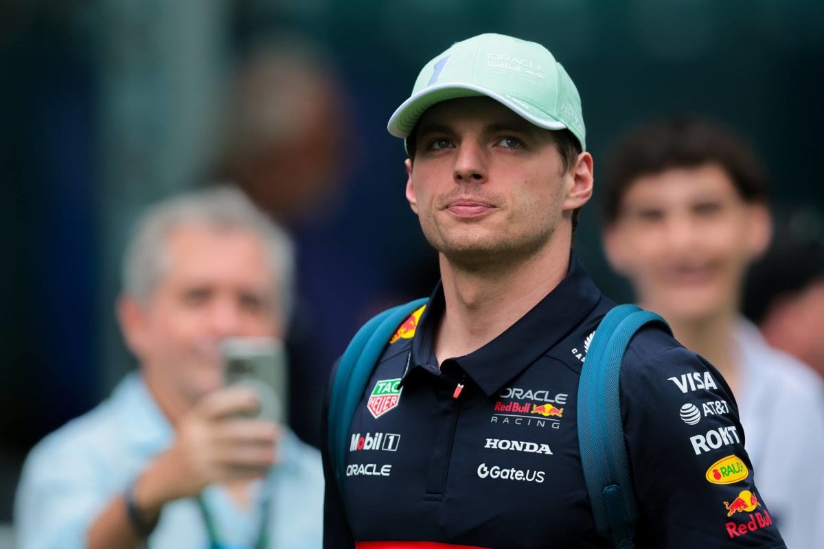 Verstappen lijkt wereldtitel nu al op te geven: "We zitten er mijlenver vandaan"