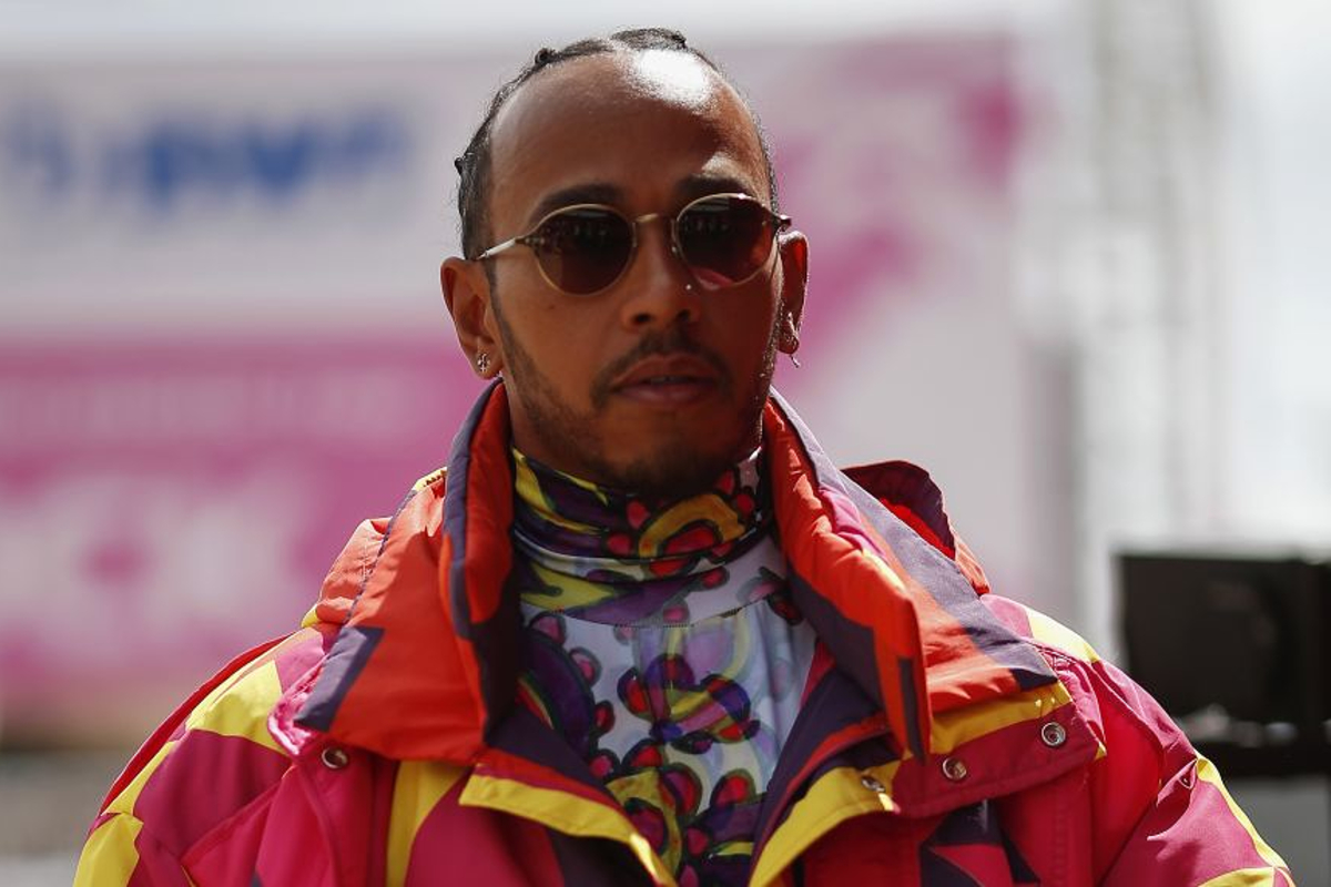 Lewis Hamilton, nuevo copropietario de los Broncos de Denver