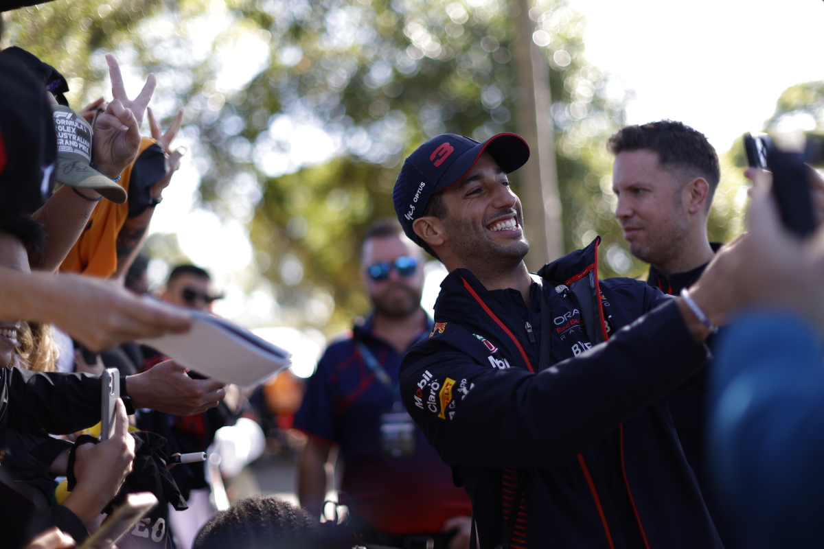 Daniel Ricciardo met Red Bull in actie op Nürburgring Nordschleife