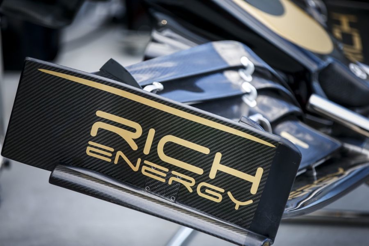 CEO van oud-F1-sponsor Rich Energy vraagt om superlicentie na test: "Sneller dan Stroll en Ricciardo"