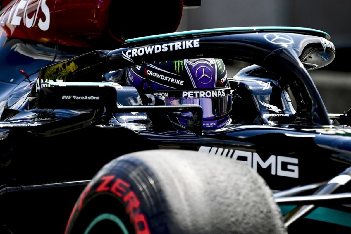 Hamilton trots na pole position: "Boe-geroep geeft me alleen maar energie"