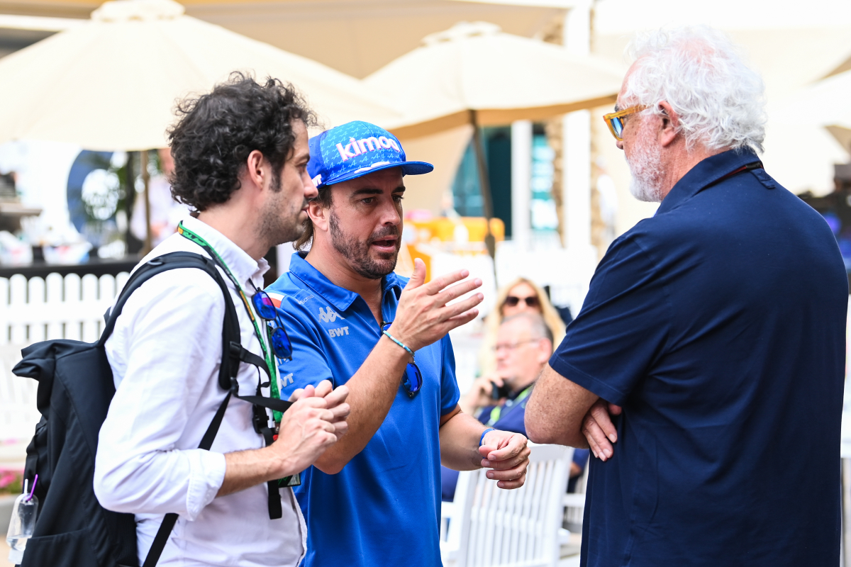 Alonso: Quiero un auto para competir por el título, pero no tengo sitio ahí