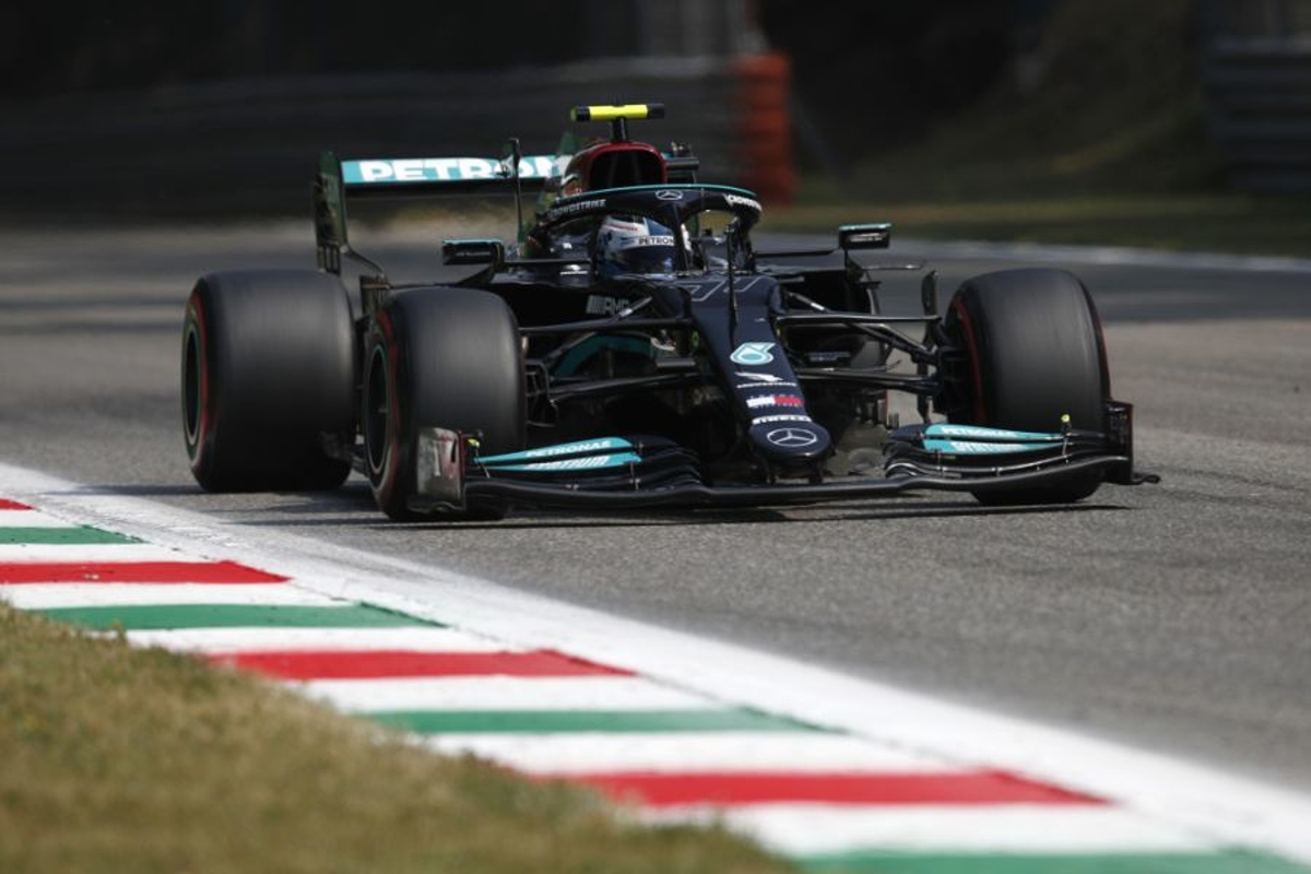 Sprintrace Italië: Verstappen verrassend op pole, baaldag voor Hamilton