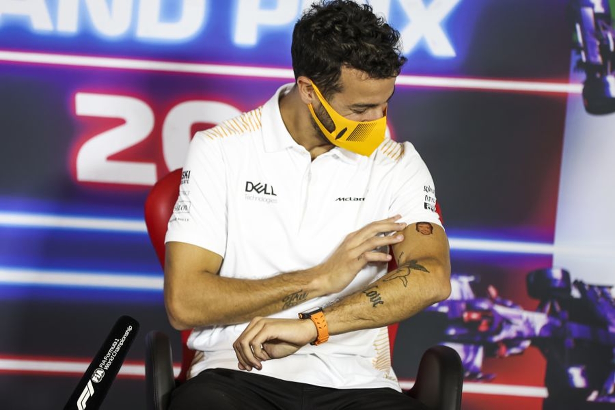 Daniel Ricciardo got a temporary Tattoo from Fernando Alonso for