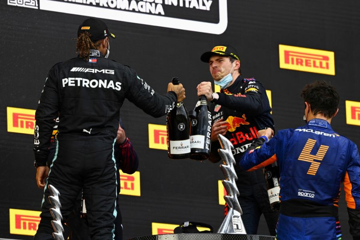 Hamilton geniet van gevecht met Red Bull Racing