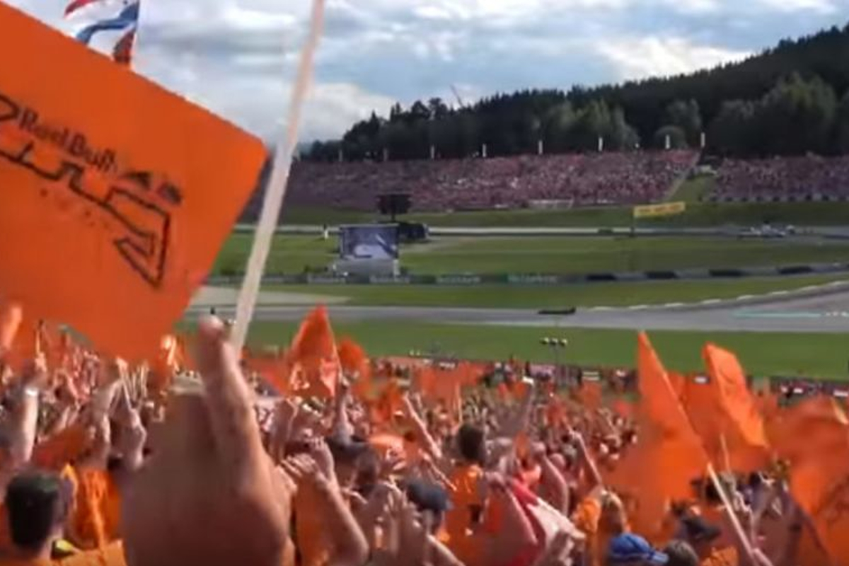 VIDEO: Max Verstappen-tribune juicht Max naar de finish