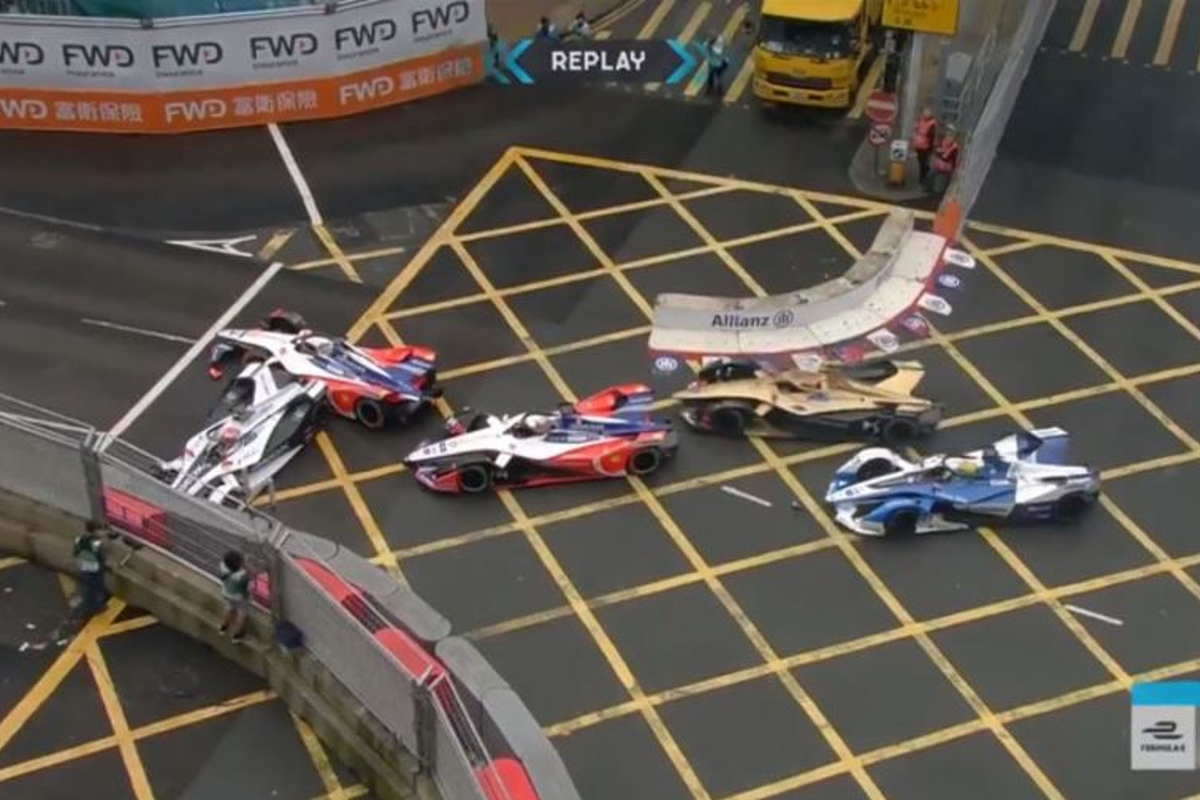 VIDEO: Wehrlein in three-way crash to red flag Formula E Hong Kong race