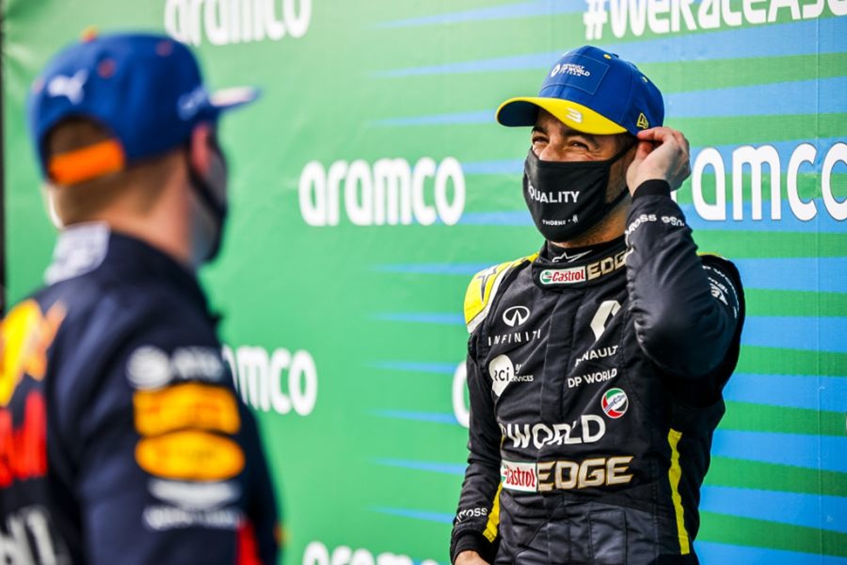 Brundle over Red Bull-vertrek Ricciardo: "Hij voelde dat alle liefde richting Verstappen ging"
