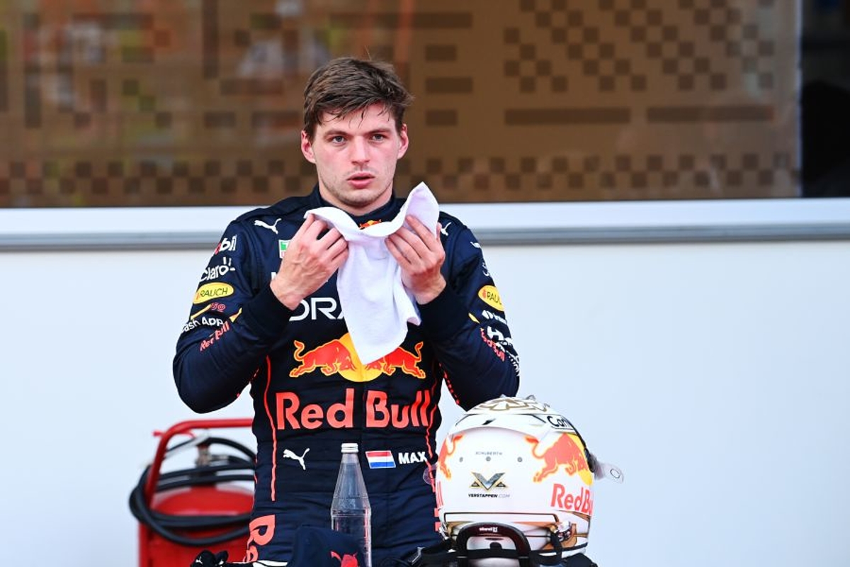 Dr. Helmut Marko legt uit waarom Verstappen geen tow kreeg van Pérez