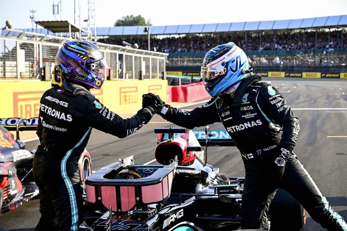Hamilton chooses Bottas as 2022 Mercedes team-mate